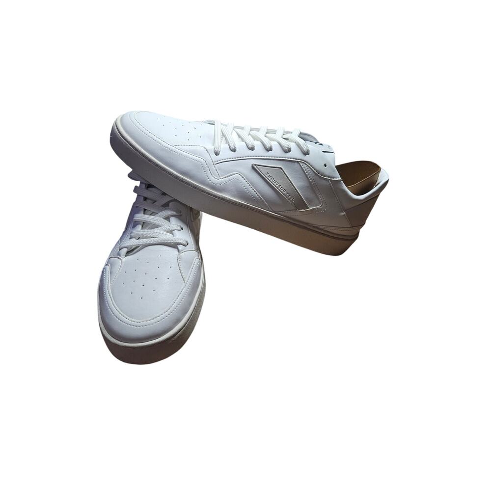 Thousand Fell Mens Sneakers White Size 11.5 Medium NWT